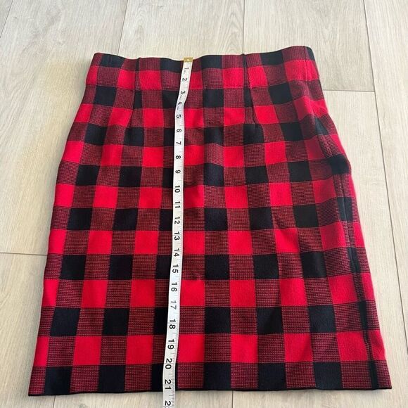 Chaps Skirt Womens Medium Red Buffalo Plaid Pull On Knee Length Classic Preppy - Picture 3 of 6